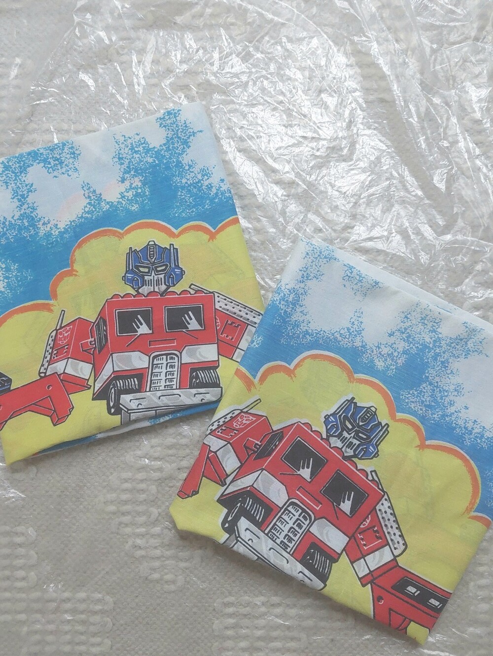 Vintage 1984 Hasbro Transformers Optimus Prime Set Of 2 Pillowcases! (M99)